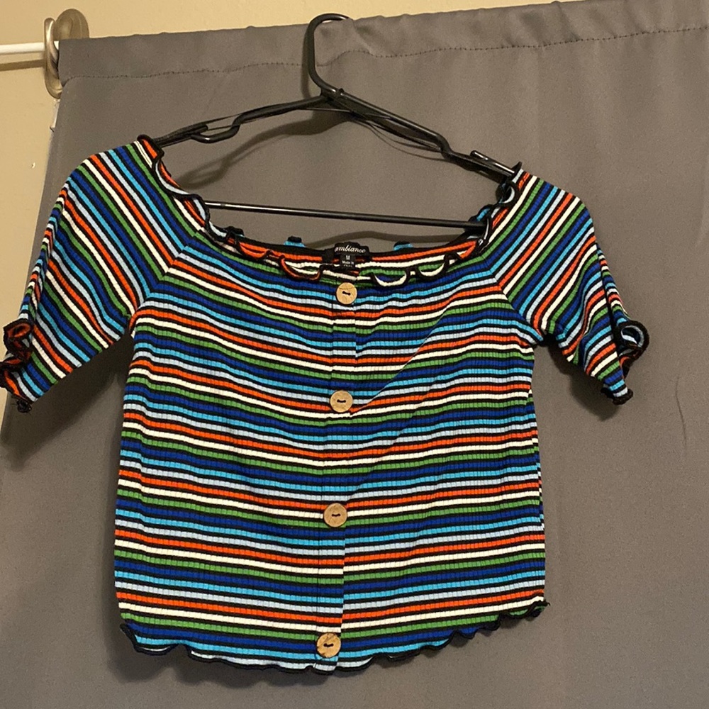 Multicolor short sleeve and off the shoulder crop top